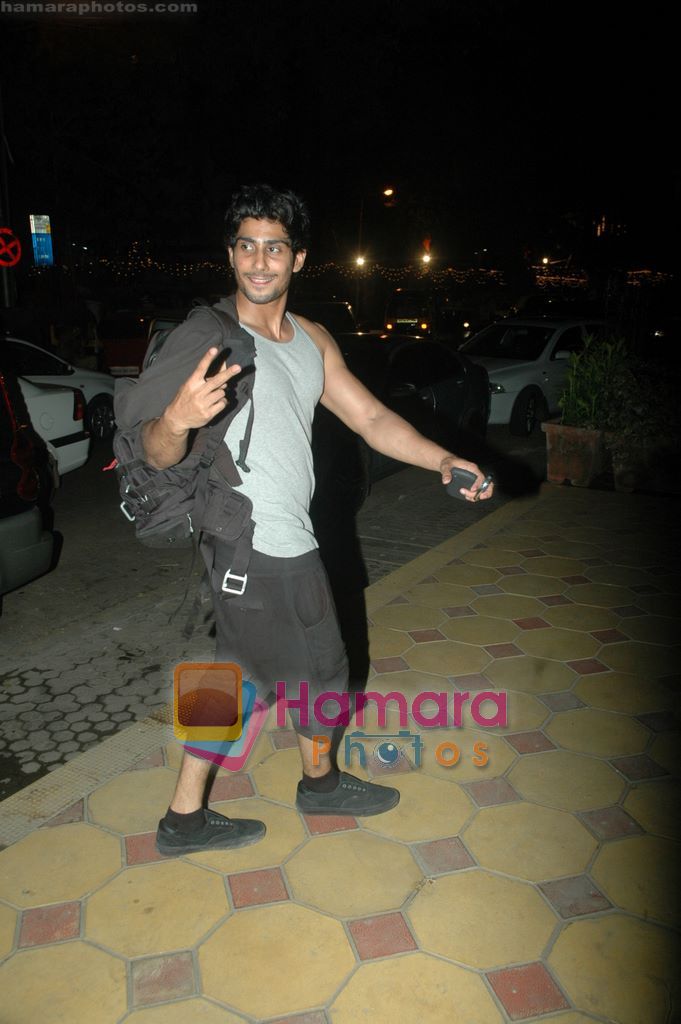 Pratiek babbar snapped getting out of Golds Gym in Bandra, Mumbai on 8th April 2011