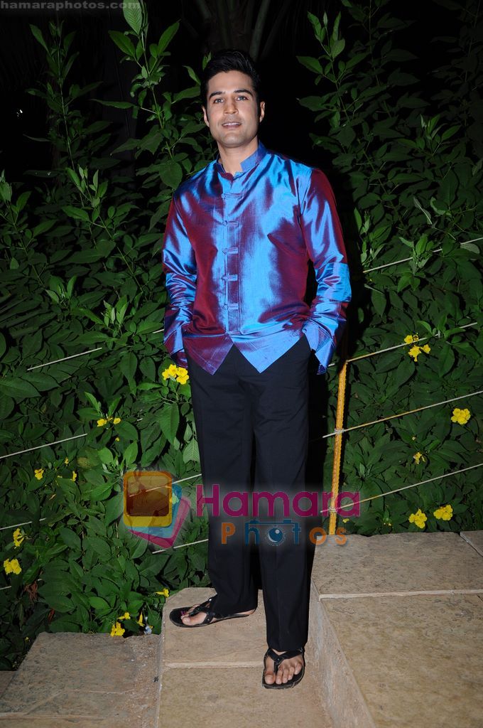 Rajeev Khandelwal on the sets of Soundtrack in Bandra, Mumbai on 9th April 2011 