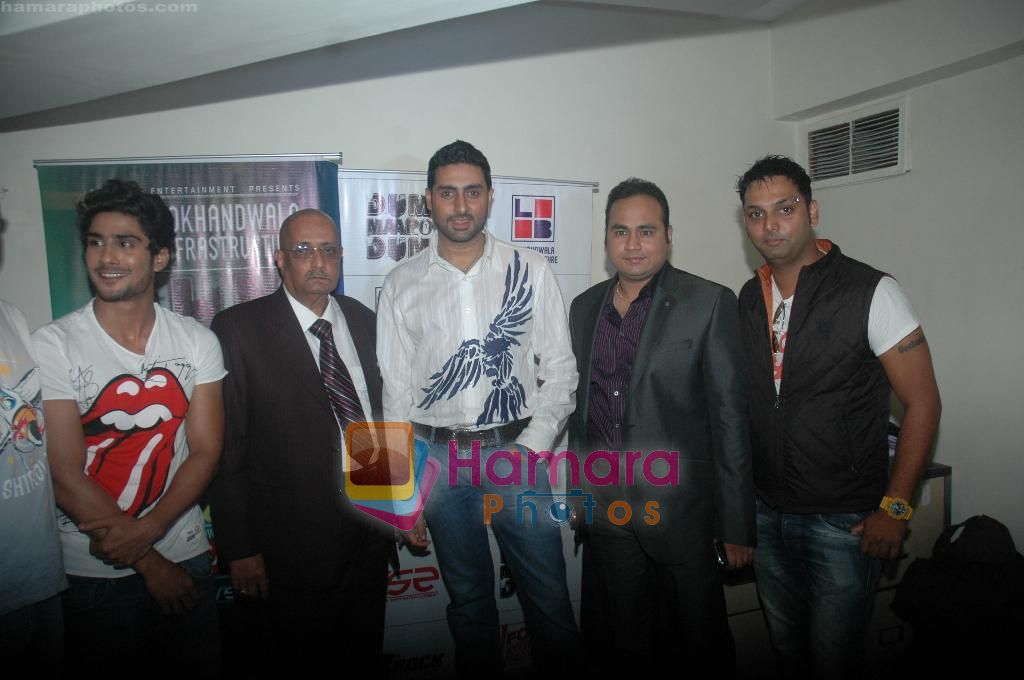 Abhishek Bachchan, Prateik Babbar at Dum Maro Dum Promotion in Mumbai on 10th April 2011 