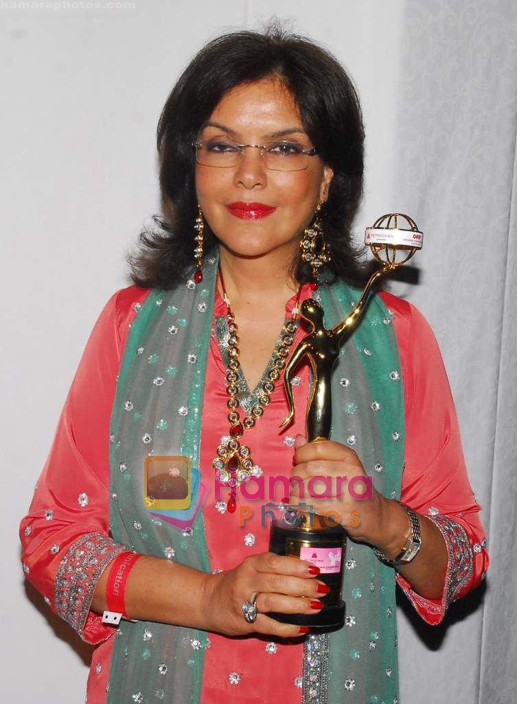 Zeenat Aman at GR8 Women's Awards in Dubai on 19th April 2011 