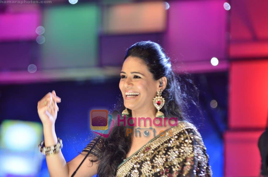 Mona Singh at Gitanjali Wow Awards in Taj Land's End on 21st April 2011 