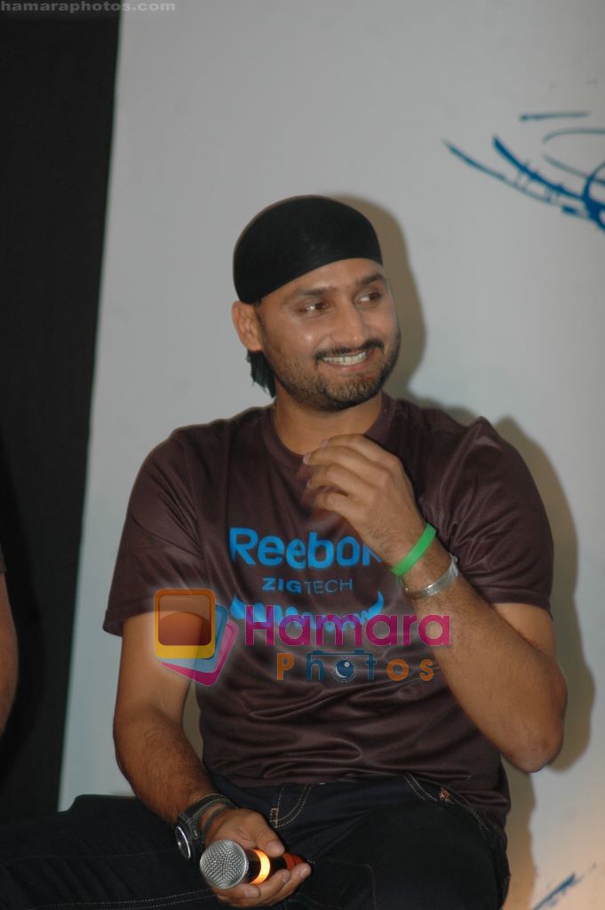 Harbhajan at Reebok event in Intercontinental, Mumbai on 26th April 2011 