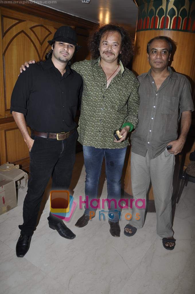 Raj Zutshi at Ashutosh Rana's A strange Love Story film music launch in Juhu on 5th May 2011 