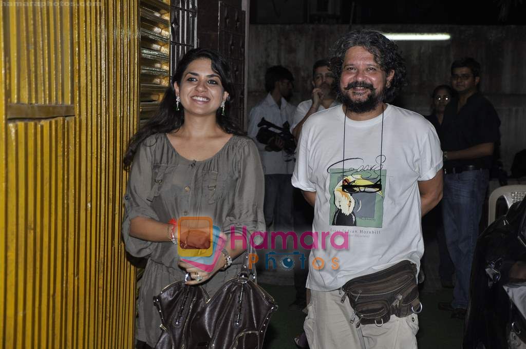 Amol gupte at Stanley Ka Dabba screening hosted by Shaina NC in Ketnav, Mumbai on 11th May 2011 