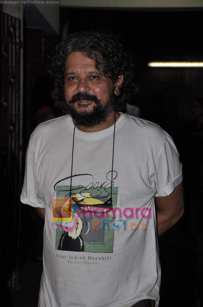 Amol gupte at Stanley Ka Dabba screening hosted by Shaina NC in Ketnav, Mumbai on 11th May 2011 