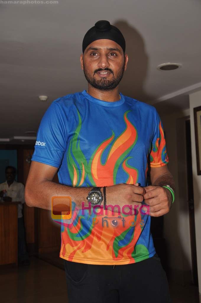 Harbhajan Singh Pepsi promo event in Wankhede on 18th May 2011 