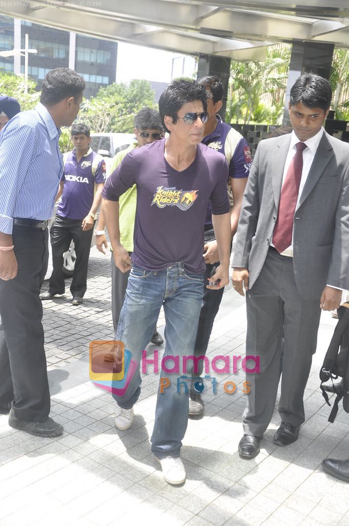 Shahrukh KHan snapped in his KKR T-shirt in Trident, Mumbai on 19th May 2011 