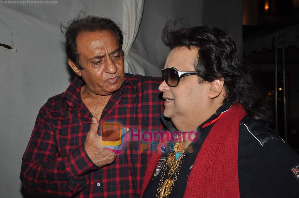 Bappi Lahri at the Tribute to Minakumari bash hosted by Shandar Amrohi and Barkha Roy in Sun N Sand on 20th May 2011