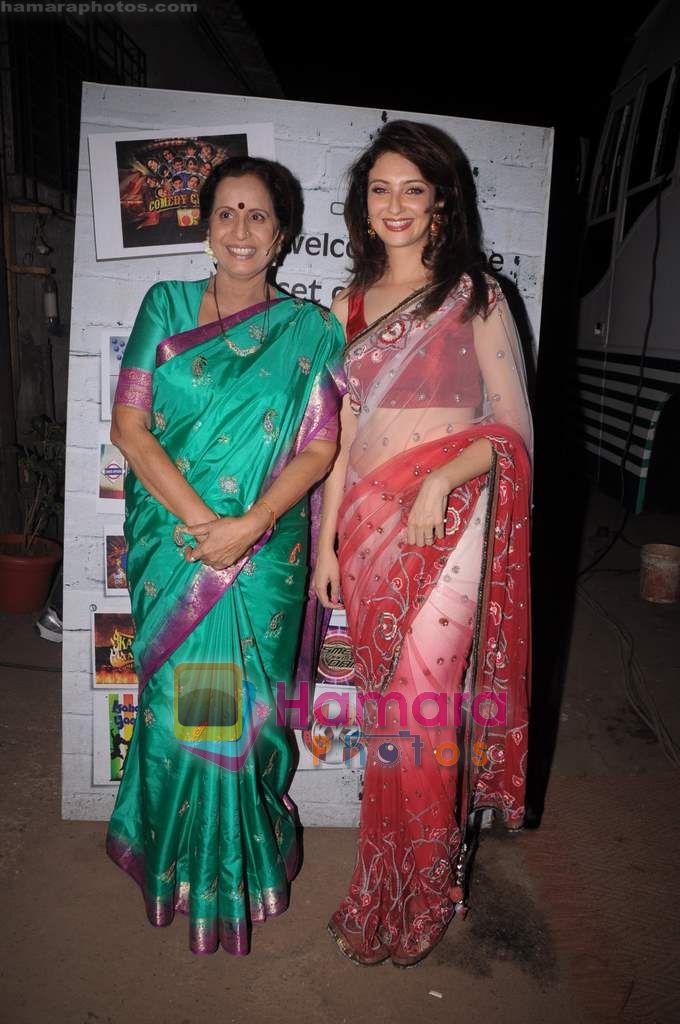 Saumya Tandon, Usha Nadkarni on the sets of Comedy Circus in Mohan Studio on 31st May 2011 