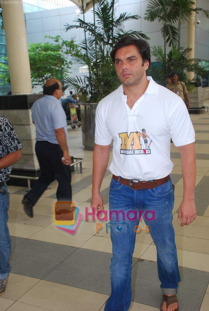 Sohail Khan of Mumbai heroes snapped in Mumbai Airport on 6th June 2011 