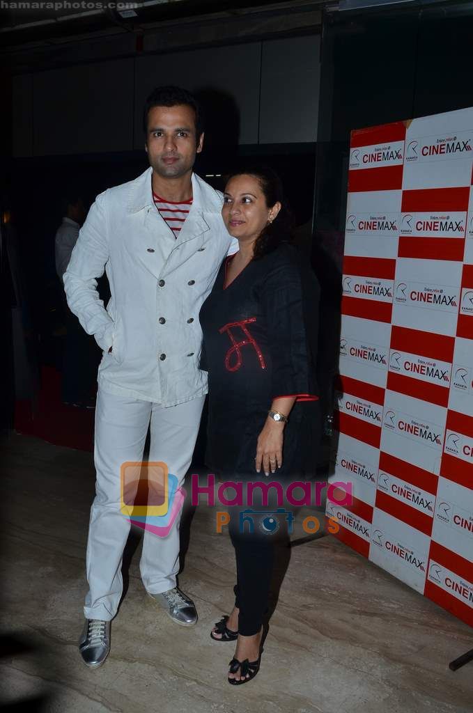 Rohit Roy at West is West premiere in Cinemax on 8th June 2011 