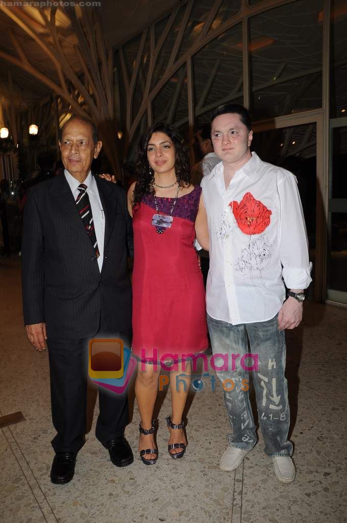 Gautam Singhania at Poonam Soni, Nawaz Singhania come together to launch S2, a contemporary jewellery label in Tote On the Turf on 9th June 2011 