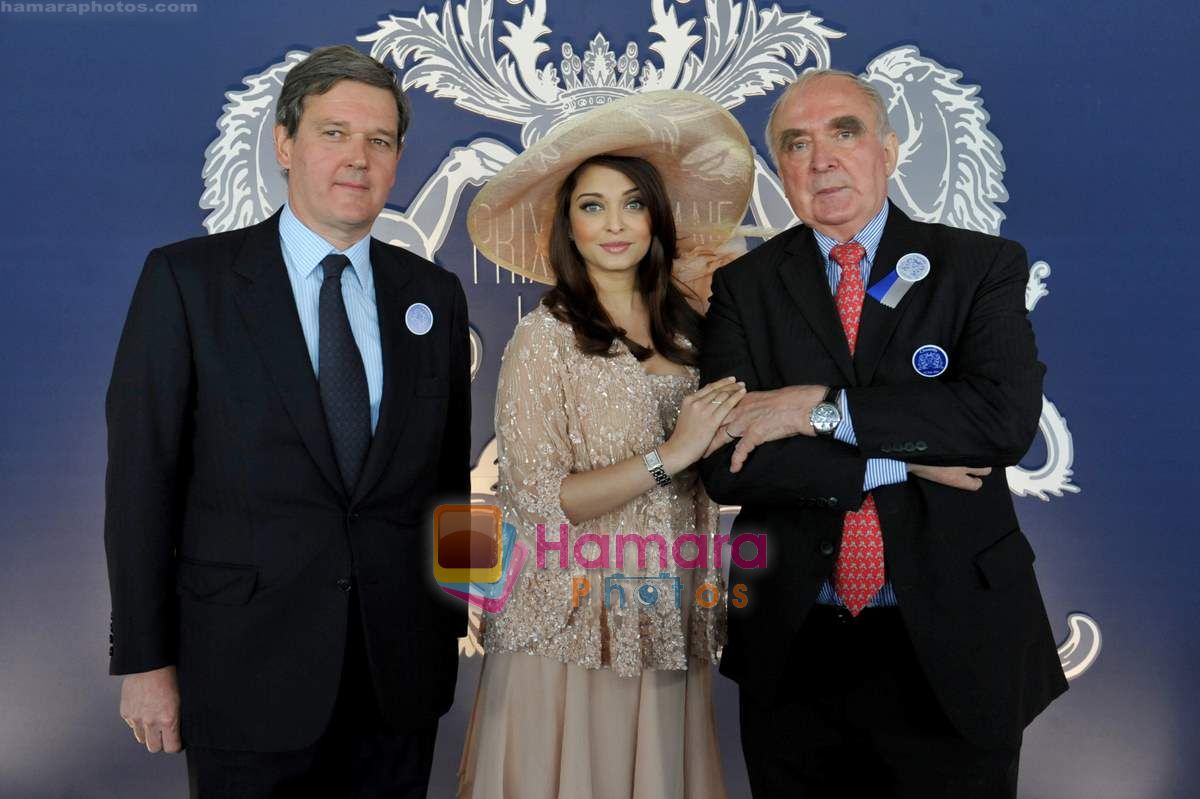 Aishwarya Rai Bachchan at Prix de Diane Longines on 12th June 2011 