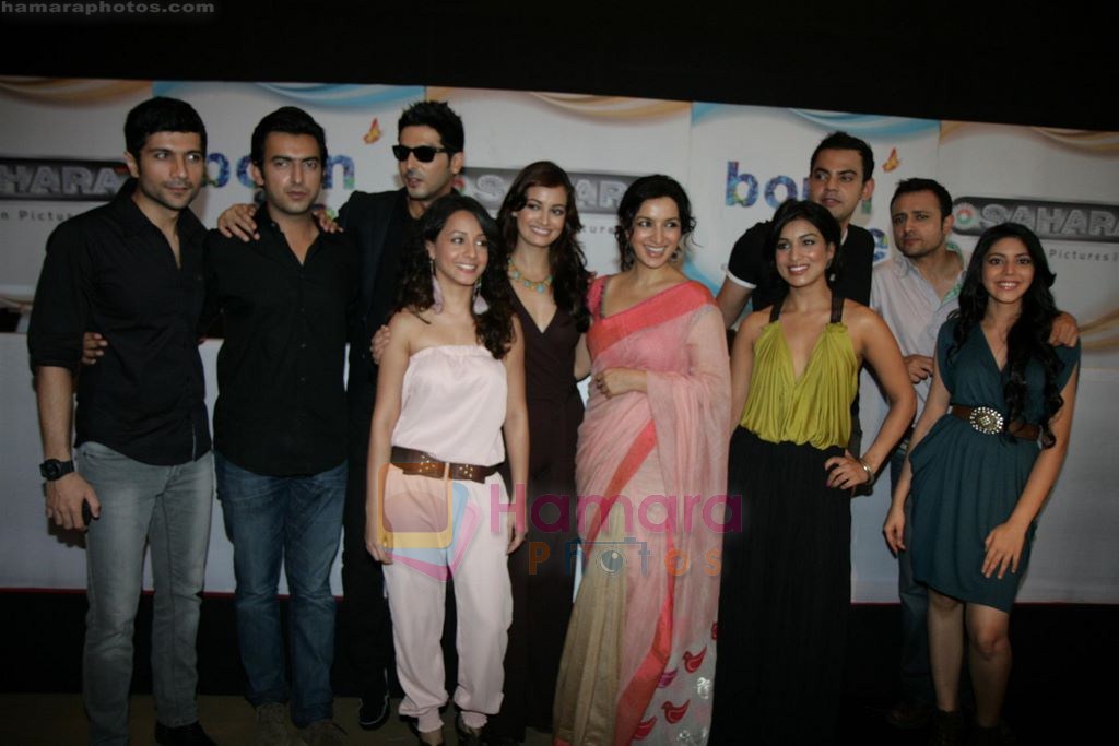 Vaibhav Talwar, Sahil Sangha, Zayed, Dia, Tisca Chopra, Auritra Ghosh, Cyrus Sahukar, Satyadeep Mishra, Umang at First look launch of Love Breakups Zindagi in PVR, Juhu, Mumbai on 19th June 2011 