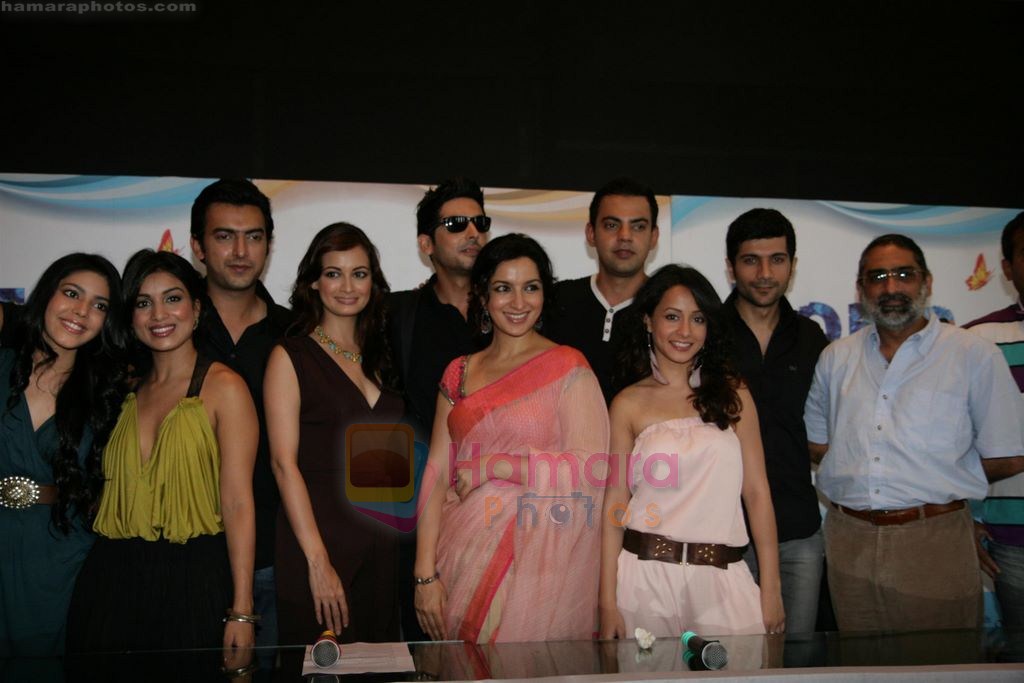 Vaibhav Talwar, Sahil Sangha, Zayed, Dia, Tisca Chopra, Auritra Ghosh, Cyrus Sahukar, Satyadeep Mishra, Umang at First look launch of Love Breakups Zindagi in PVR, Juhu, Mumbai on 19th June 2011