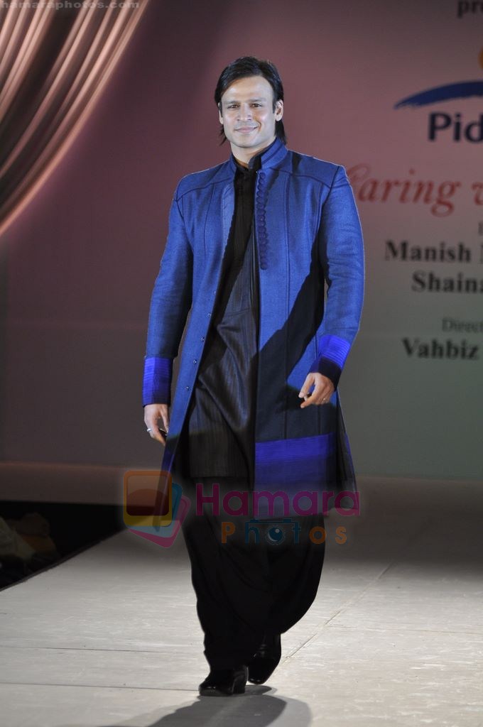 Vivek Oberoi at Pidilite-CPAA charity fashion show in Intercontinental The Lalit, Mumbai on 19th June 2011 