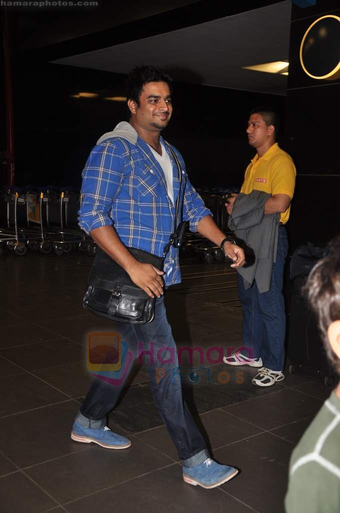 Madhavan leave for IIFA in Mumbai Airport on 21st June 2011 