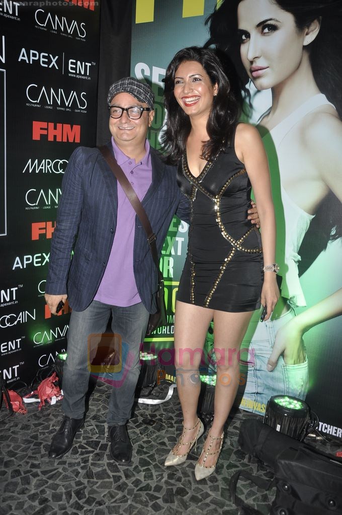 Vinay Pathak, Karishma Tanna at FHM Sexiest people issue in canvas, Mumbai on 24th June 2011 