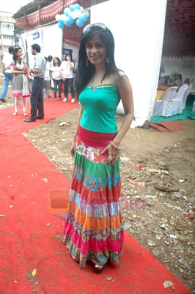 Shibani Kashyap at Dimple Ghosh opens calls centre for handicapped children in Versova, Mumbai on 2nd July 2011