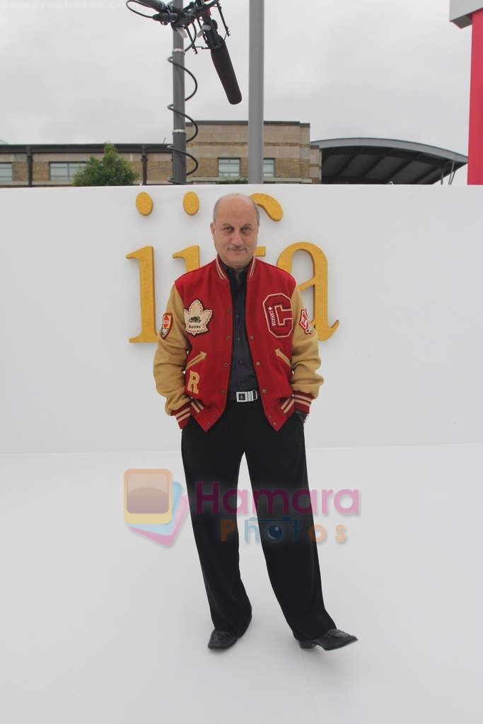 Anupam Kher at IIFA 2011 Red Carpet on 25th June 2011