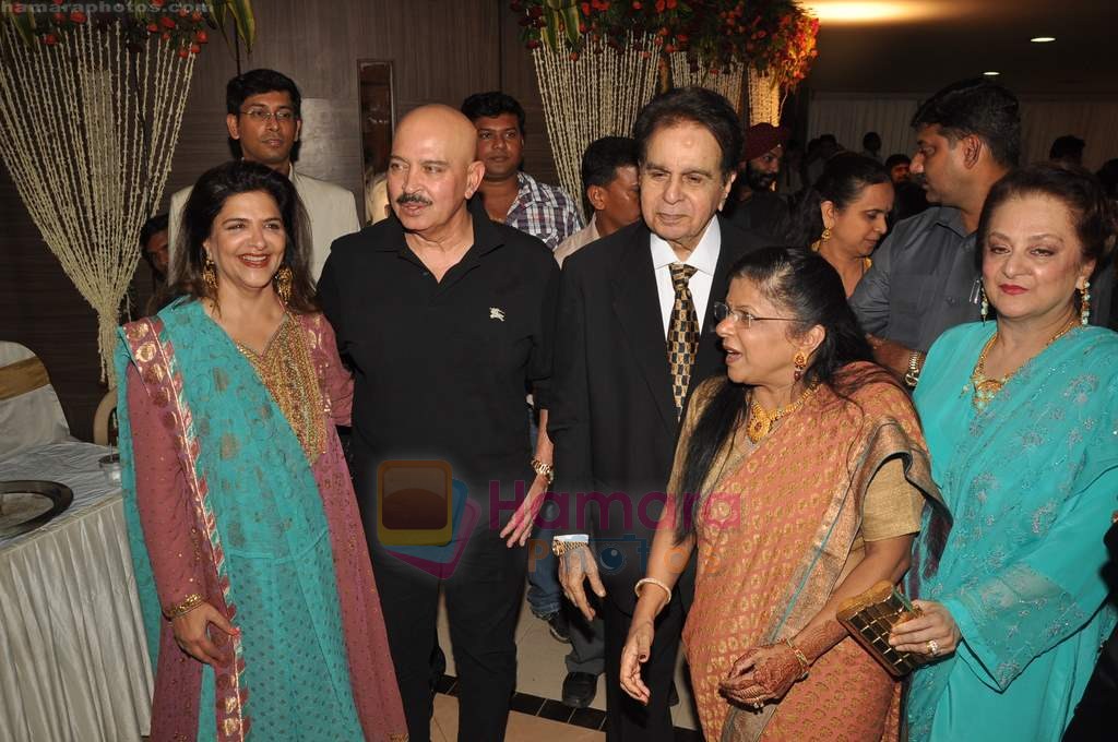 Rakesh Roshan, Dilip Kumar, Saira Banu at Dr Abhishek and Dr Shefali's wedding reception in Khar on 10th July 2011