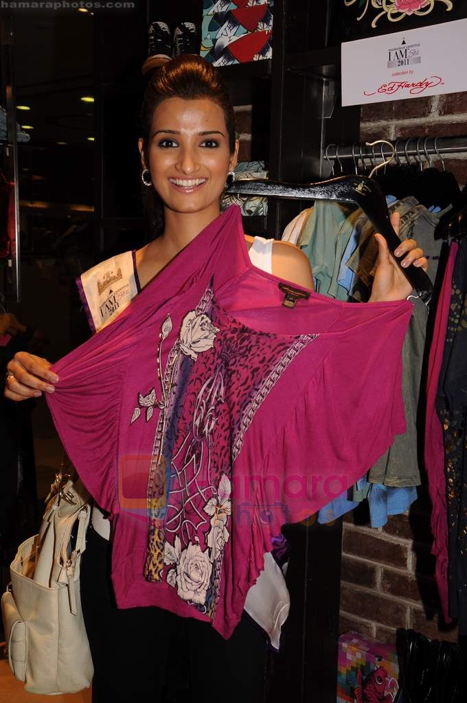 I am She contestants on a shopping spree at Ed Hardy showroom in Palladium on 11th July 2011