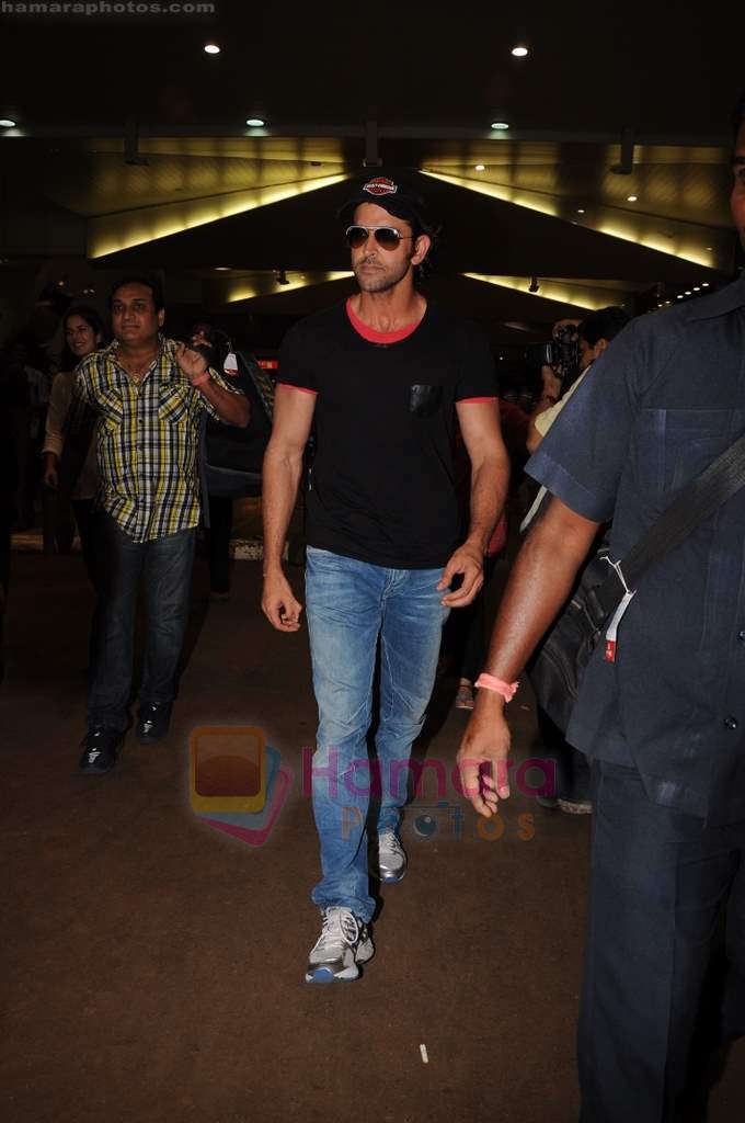 Hrithik Roshan as they return fom Zindagi Na Milegi Dobara road tour in Airport, Mumbai on 12th July 2011