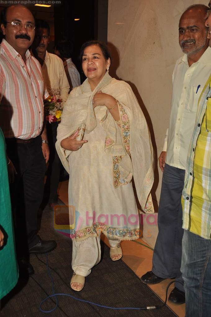 Farida Jalal at Chala Mussadi Office Office film trailer launch in Andheri on 12th July 2011