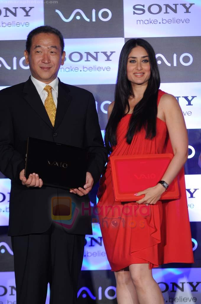 Kareena Kapoor launches new range of Sony Vaio laptops in Hyatt Regency on 12th July 2011
