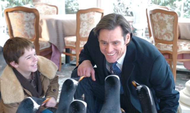 Jim Carrey, Maxwell Perry Cotton in the still from the movie Mr. Poppers Penguins