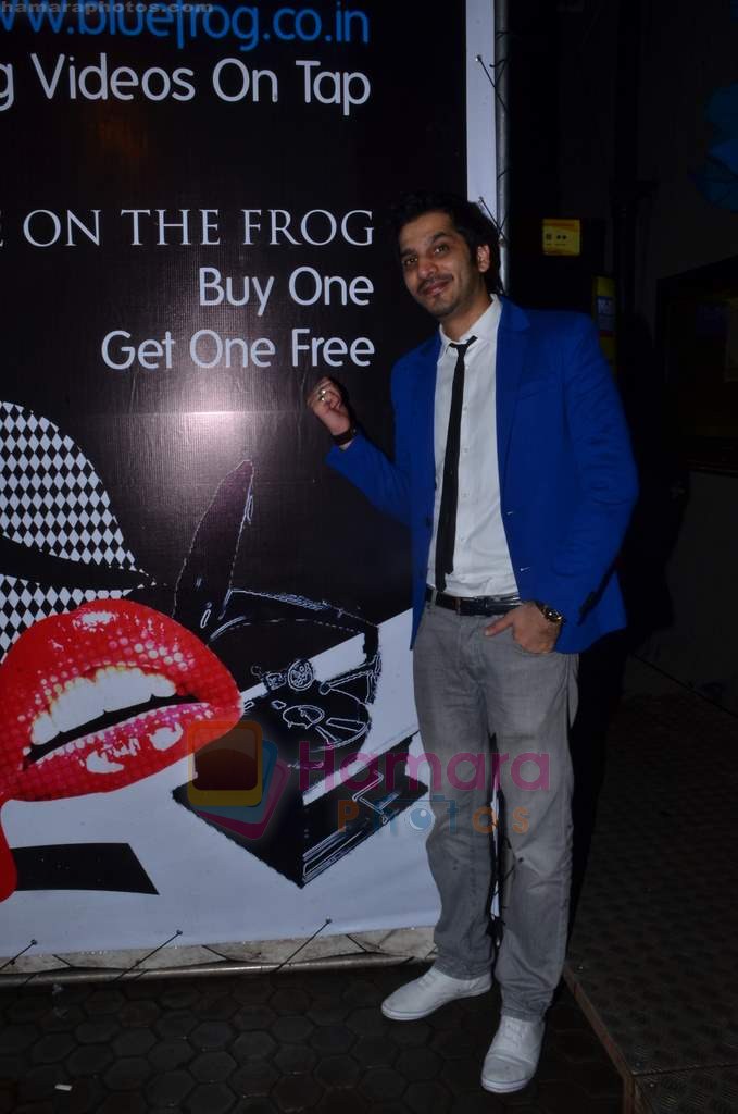 Nitin Mirani at Jam Night in Blue Frog on 14th July 2011