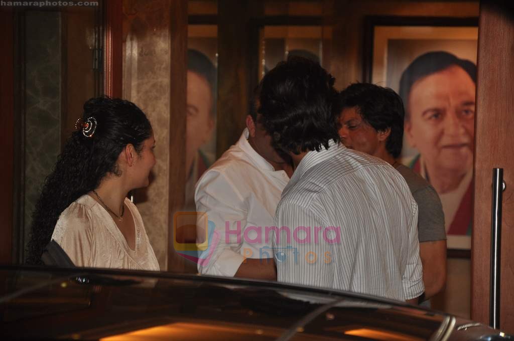 Manyata Dutt, Sanjay Dutt, Arjun Rampal, Shahrukh Khan at Sanjay Dutt's Party at his house on 24th July 2011