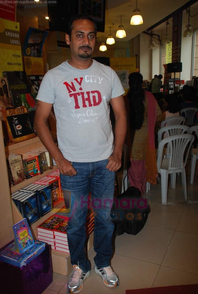 Abhinav Kashyap at Chatura Rao Kashyap's Book Launch in Crossword, Mumbai on 24th July 2011