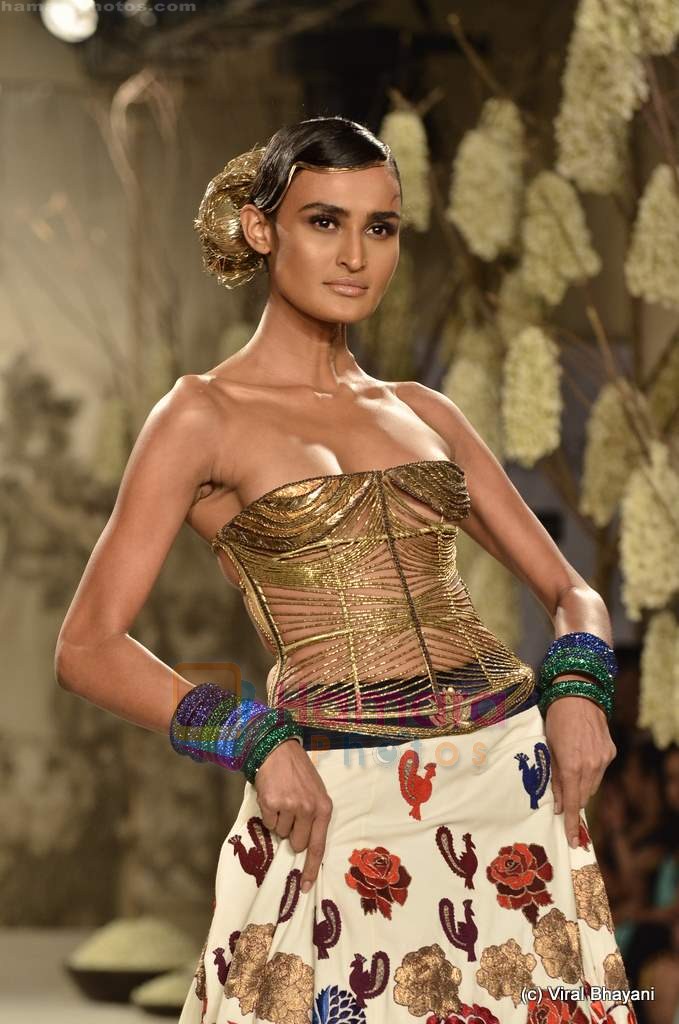 Model walk the ramp for Rohit Bal Show at Synergy 1 Delhi Couture Week 2011 in Taj Palace, Delhi on 25th July 2011