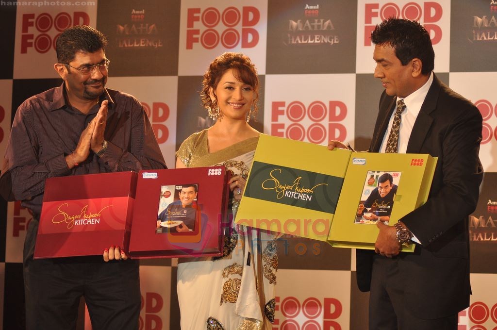 Madhuri Dixit, Sanjeev Kapoor at Food Food media meet in Taj Land's End, Mumbai on 27th July 2011