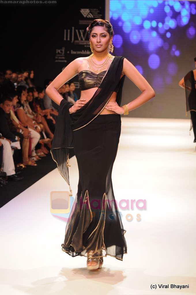 Model walks the ramp for CVM exports show at IIJW 2011 Day 2 in Grand Hyatt on 1st Aug 2011