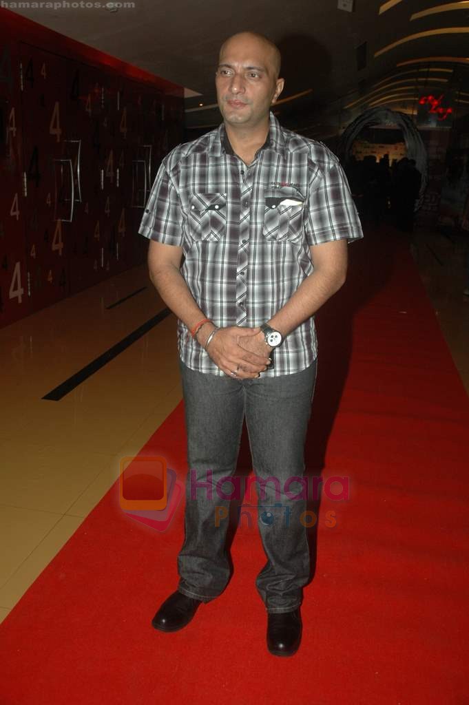 Amit Behl at I Am Kalam film premiere in Mumbai on 3rd Aug 2011
