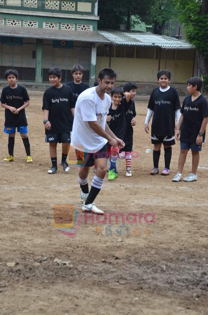 Vatsal Seth at Men's Helath fridly soccer match with celeb dads and kids in Stanslauss School on 15th Aug 2011