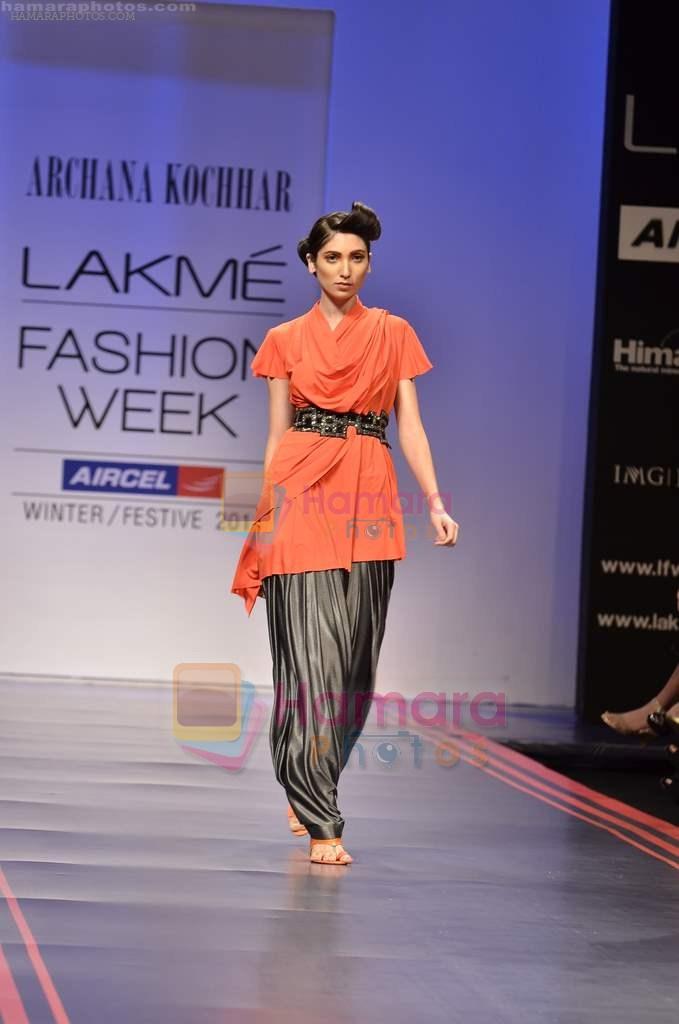 Model walks the ramp for Archana Kochhar Show at Lakme Fashion Week 2011 Day 1 in Grand Hyatt, Mumbai on 17th Aug 2011