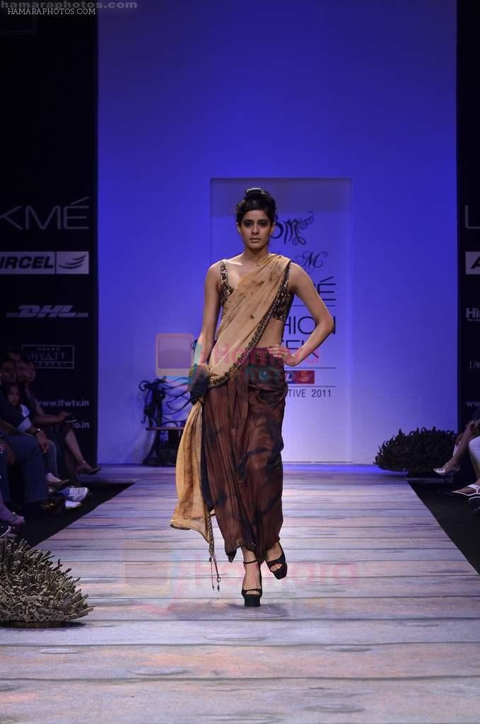 Model walks the ramp for Babita Malkani Show at Lakme Fashion Week 2011 Day 4 in Grand Hyatt, Mumbai on 20th Aug 2011