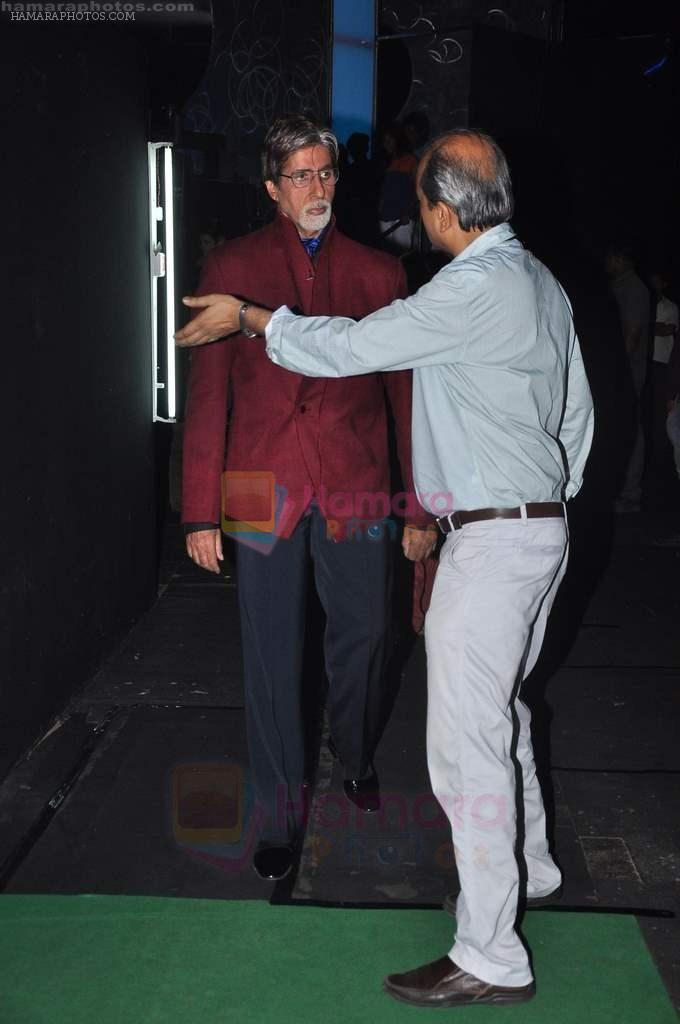 Amitabh Bachchan promote Mausam on the sets of KBC in Filmcity on 22nd Aug 2011