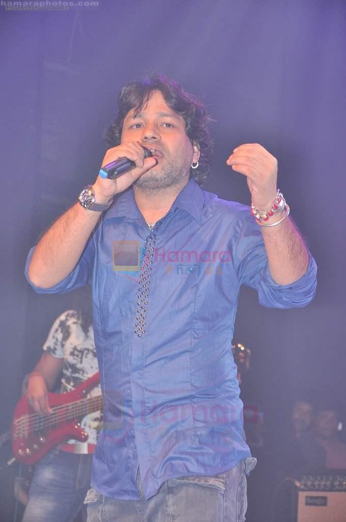 Kailash Kher at Shankar Ehsaan Loy 15 years concert celebrations in Mumbai on 24th Aug 2011