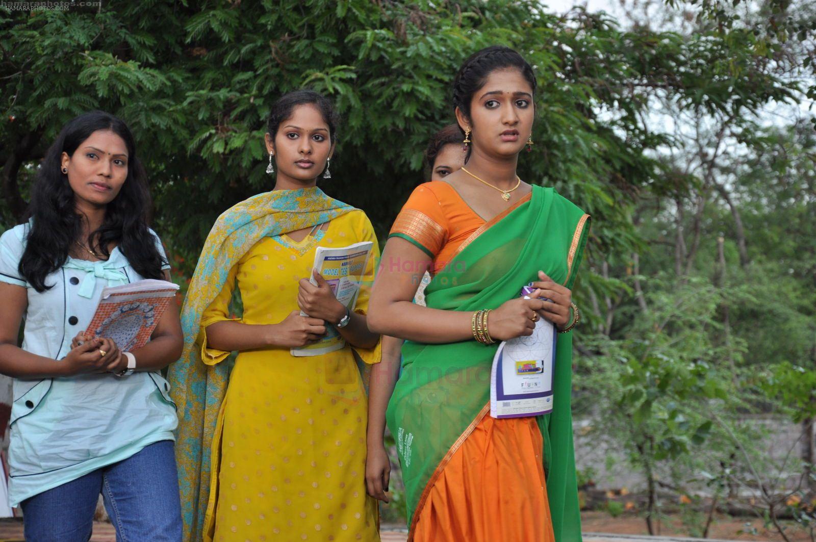 Chiru in Yadartha Prema Katha Telugu Movie Stills