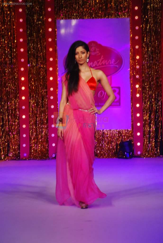 Model walks the ramp for Signature fashion tour and model hunt in Taj President on 27th Aug 2011