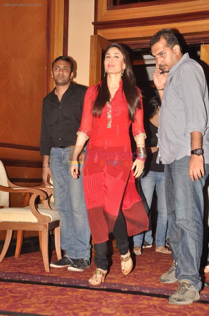 Kareena Kapoor honours various Bolywood stars bodyguards in Taj Land's End on 30th Aug 2011