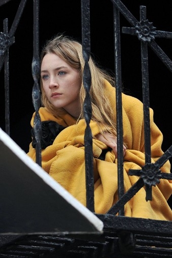 Saoirse Ronan on sets of Violet and Daisy