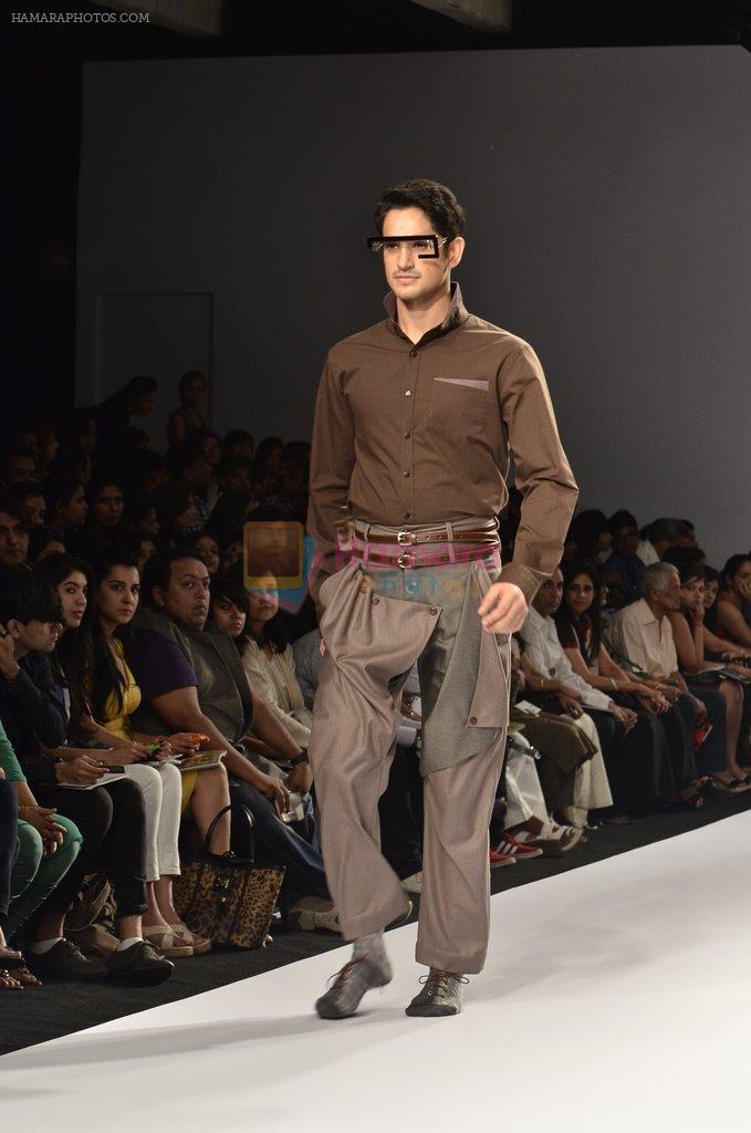 Model walk the ramp for Anky at Van Heusen India Mens Week Day 2 on 3rd Sept 2011