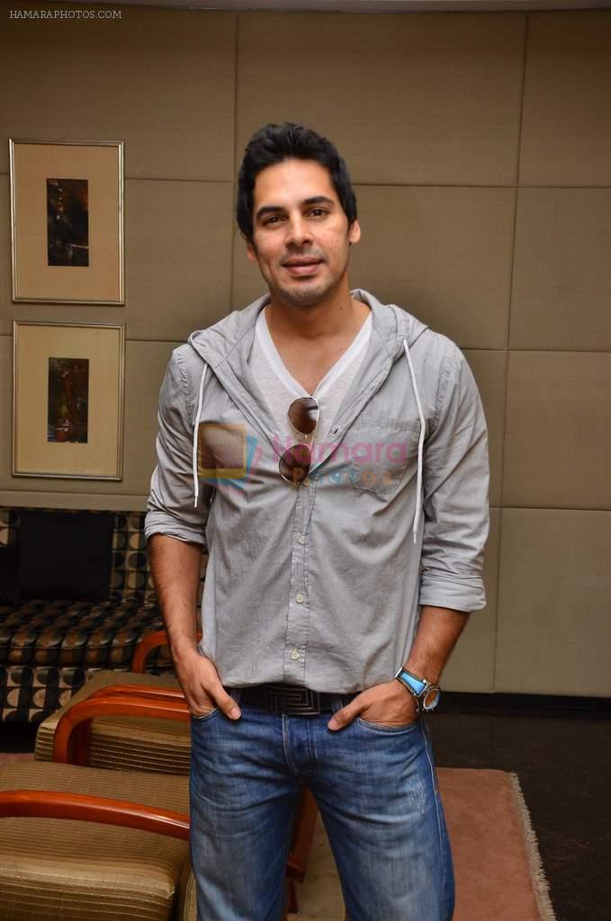 Dino Morea with FDCI for Cool Mall online website on 4th Sept 2011