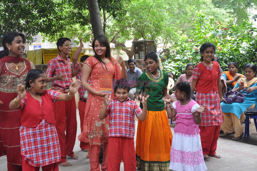 Pavina attends Vijayalakshmi Athreya Foundation Launch on 5th September 2011