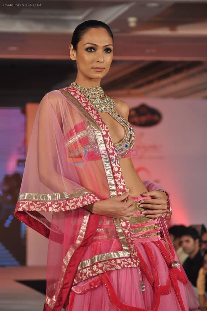 Shamita Singha at WLC Chimera fashion show in Leela Hotel on 8th Sept 2011